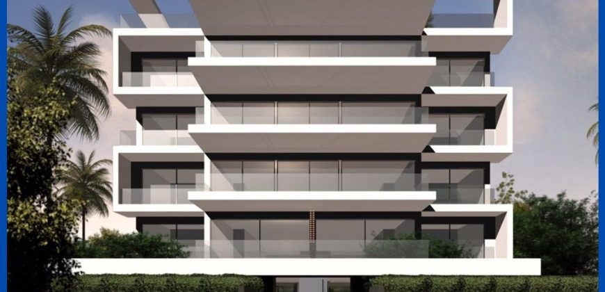 شقه دور ارضي بحديقه 135 م للبيع في ليك فيو ريزدنس