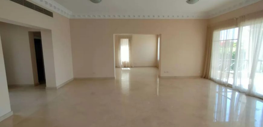 فيلا فخمة للايجار بكمبوند ليك فيو المرحلة الثانية