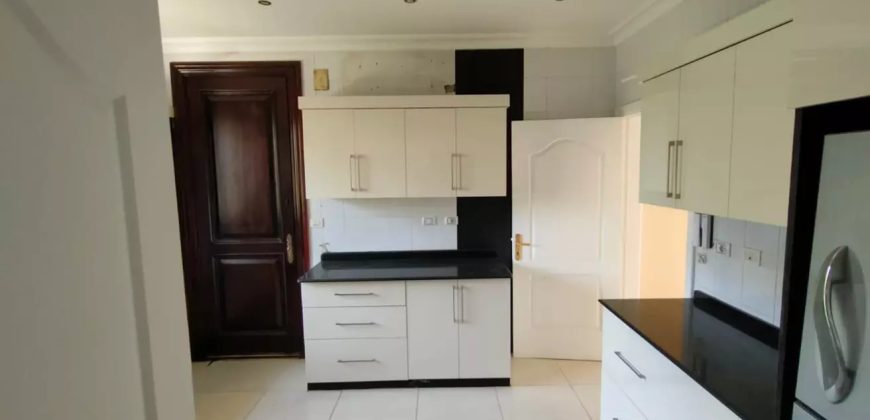 فيلا فخمة للايجار بكمبوند ليك فيو المرحلة الثانية