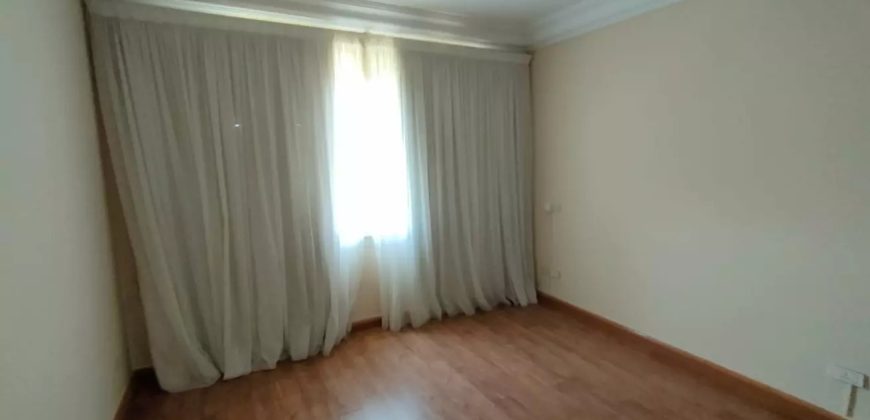 فيلا فخمة للايجار بكمبوند ليك فيو المرحلة الثانية