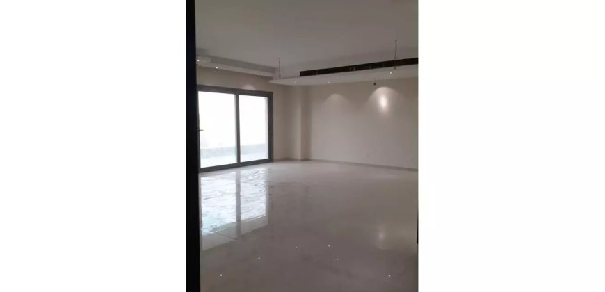 فيلا رائعة علي الجولف بقطامية ديونز اول سكن
