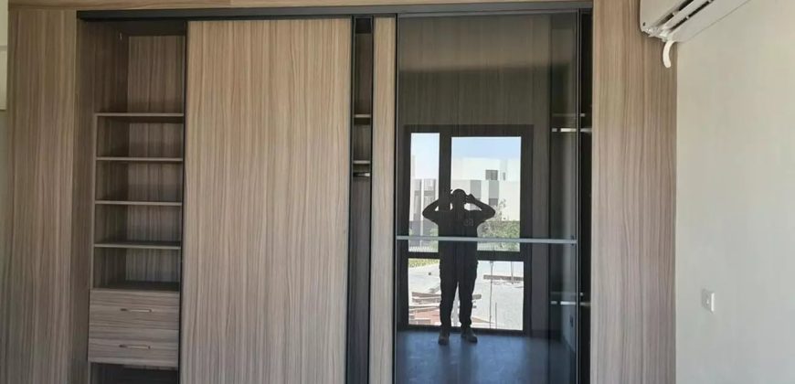 فيلا للبيع في كمبوند البروج, كمبوندات الشروق
