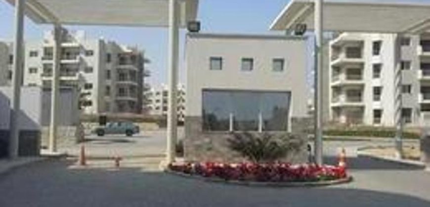 للبيع شقة في ذا ادريس درة الشيخ زايد 105 م متشطبة.