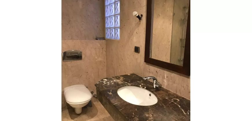 تاون هاوس للايجار في بالم هيلز أكتوبر, طريق مصر اسكندرية الصحراوي