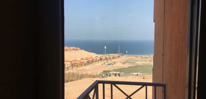 An apartment for sale in Panorama Porto Sokhna with 6 years of installments and fine view overlooking the sea.