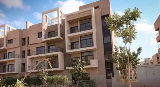 apartment for sale at Fifth Square with installments and immediate delivery.