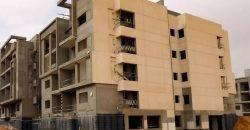 apartment for sale at Fifth Square with installments and immediate delivery.