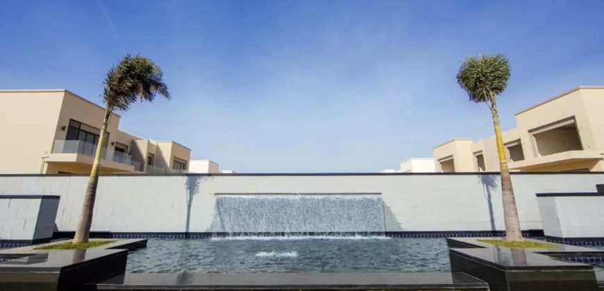 Own an fully finished apartment inn New Cairo with impressive price.