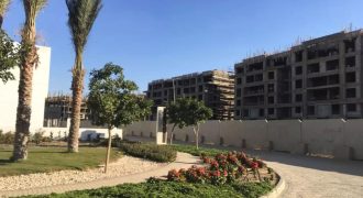 Hyde Park apartment for sale in New Cairo with immediate delivery