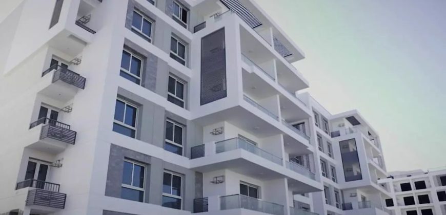 Townhouse for sale in Beta Greens over installments.