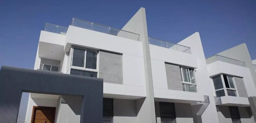Townhouse for sale in Beta Greens over installments.