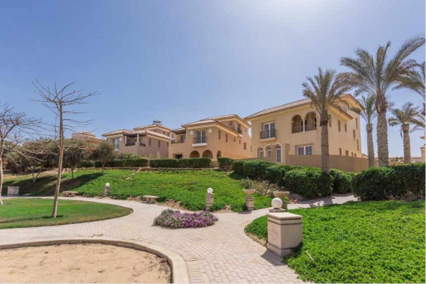 Twin house for sale in Hyde Park, New Cairo with installments